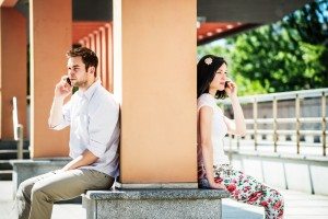 Close and distant - problems in relationship?